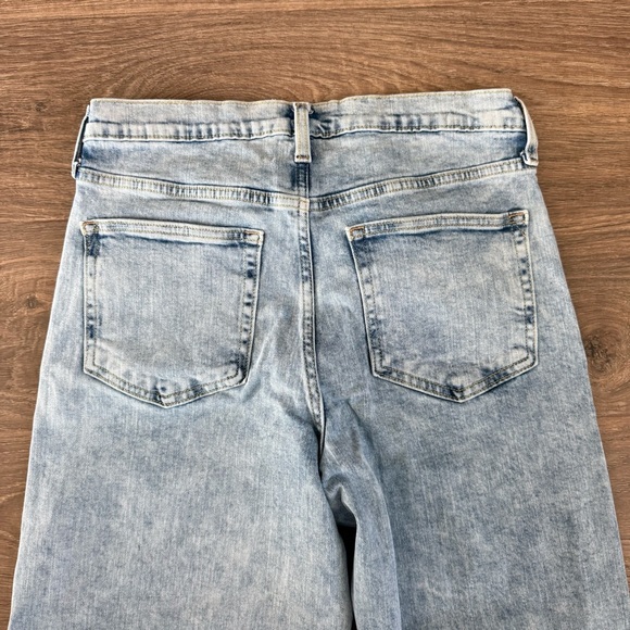 GAP High Rise Stride Cuffed Wide-Leg Jeans - 32 Regular - Picture 10 of 14
